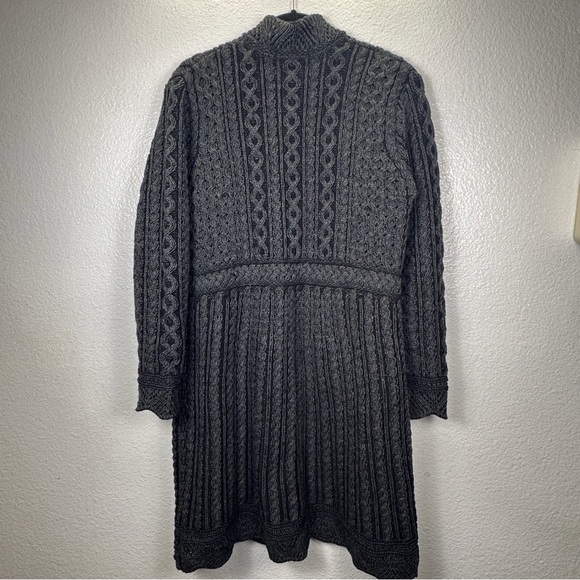 Aran Crafts Women's Gray Cable-Knit Button Cardigan Sweater 100% Merino Wool M - Picture 3 of 7